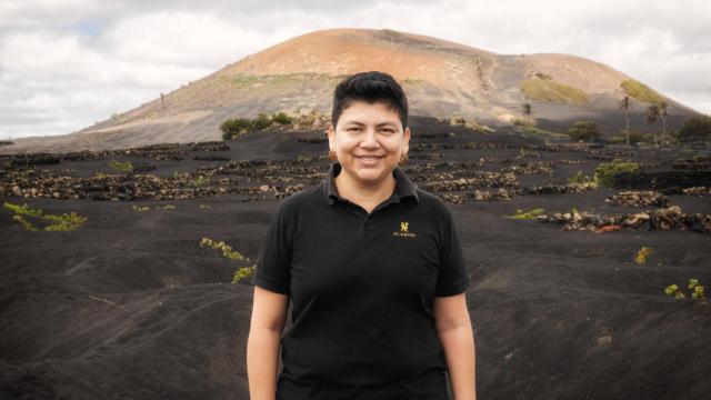Elisa Ludeña, la enóloga que apuesta por la viticultura regenerativa desde la bodega más antigua de Canarias