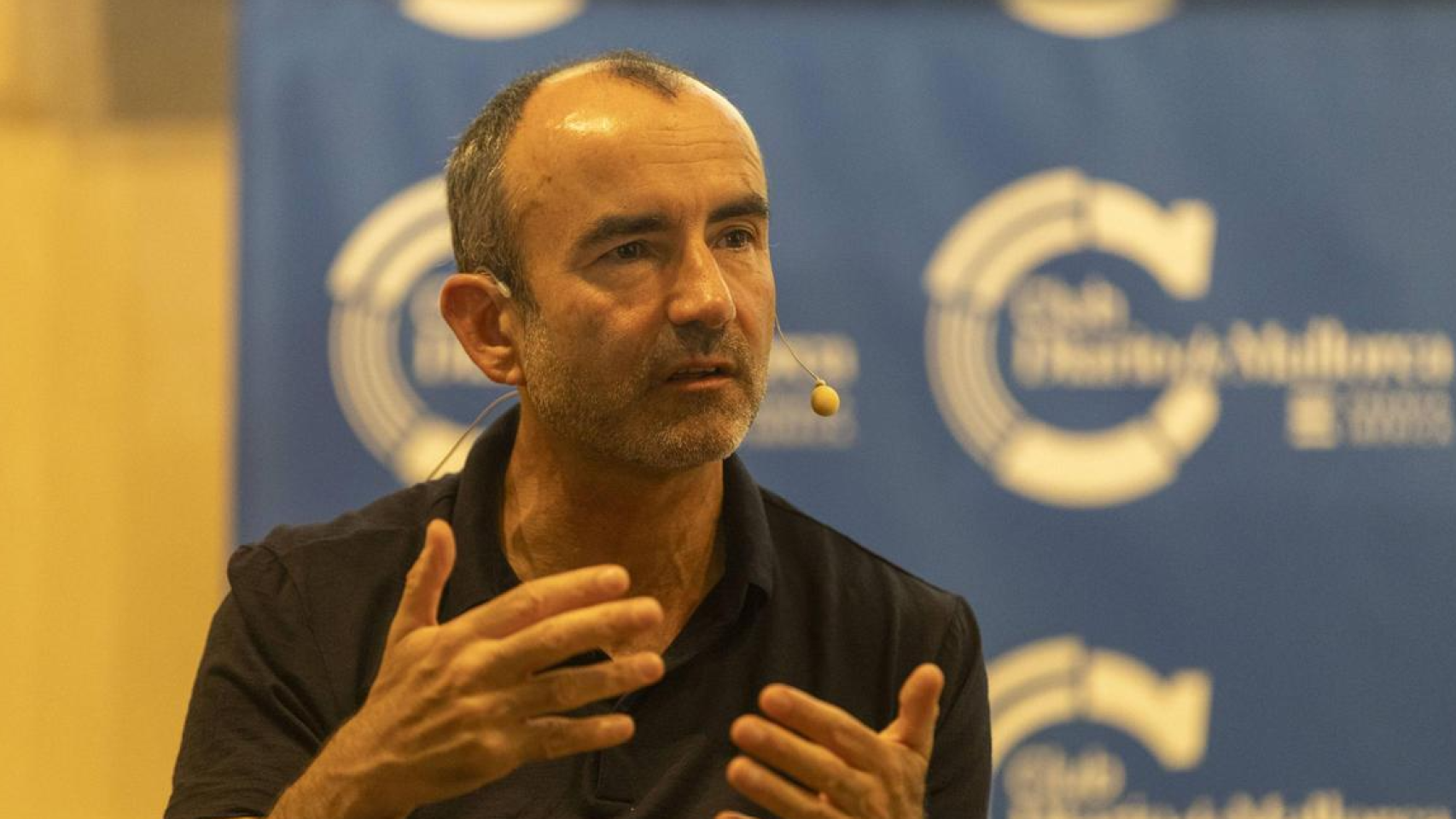 El psicólogo Rafael Santandreu durante una conferencia