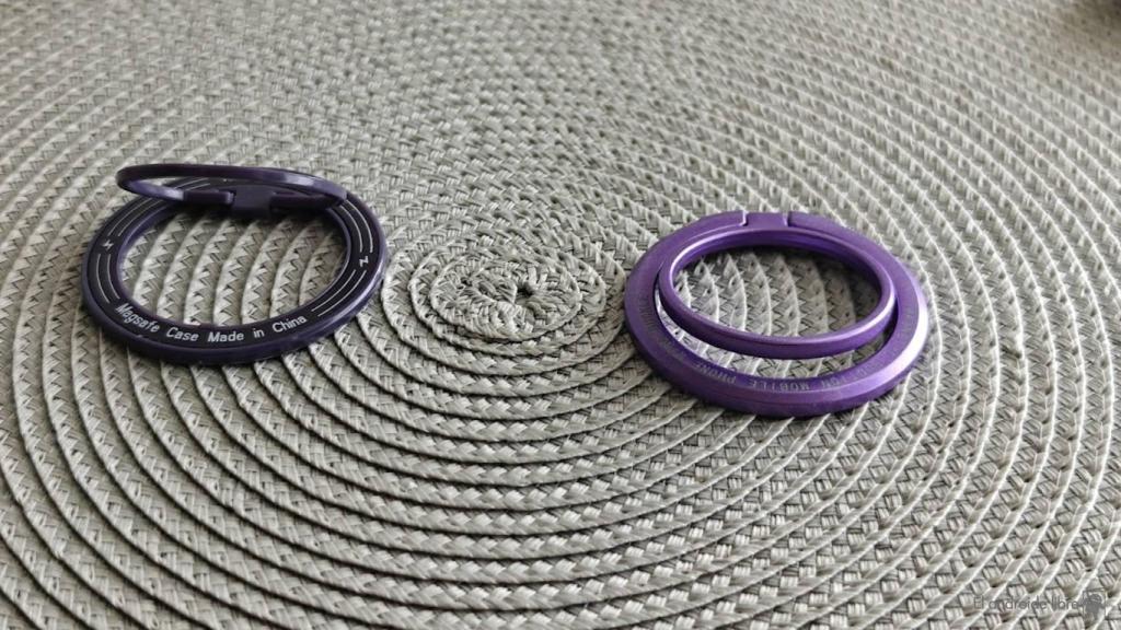 Anillo magnético de plástico (izquierda) y de metal (derecha)