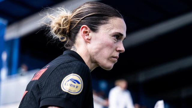 Mapi León, en un partido con el FC Barcelona.