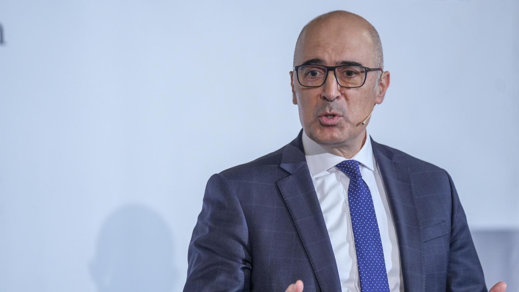 El presidente de Airbus España, Francisco Sánchez Segura, durante el desayuno coloquio organizado por la Cámara de Comercio.