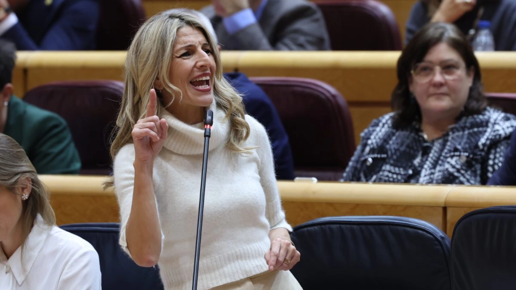 La ministra de Trabajo Yolanda Díaz durante un pleno en el Senado.