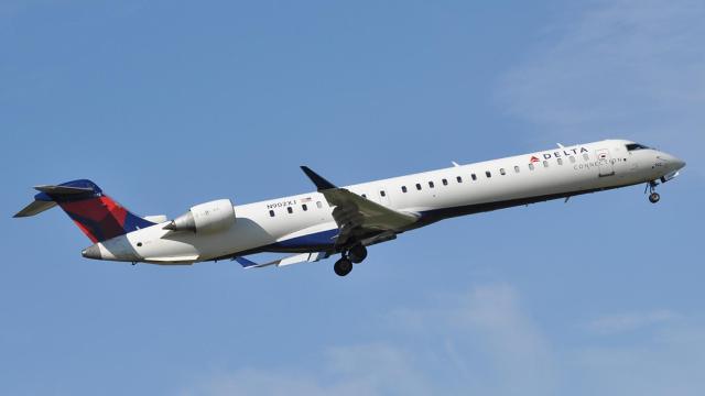 Un Bombardier CRJ-900 operado por Delta.