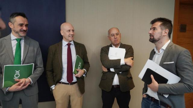 David Hierro y Luis Tudanca, durante la Junta de Portavoces de las Cortes