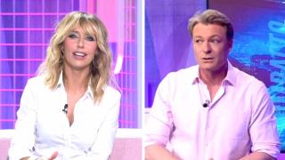 Emma García y Richard Pena, presentadora y redactor de 'Fiesta', en un fotomontaje.