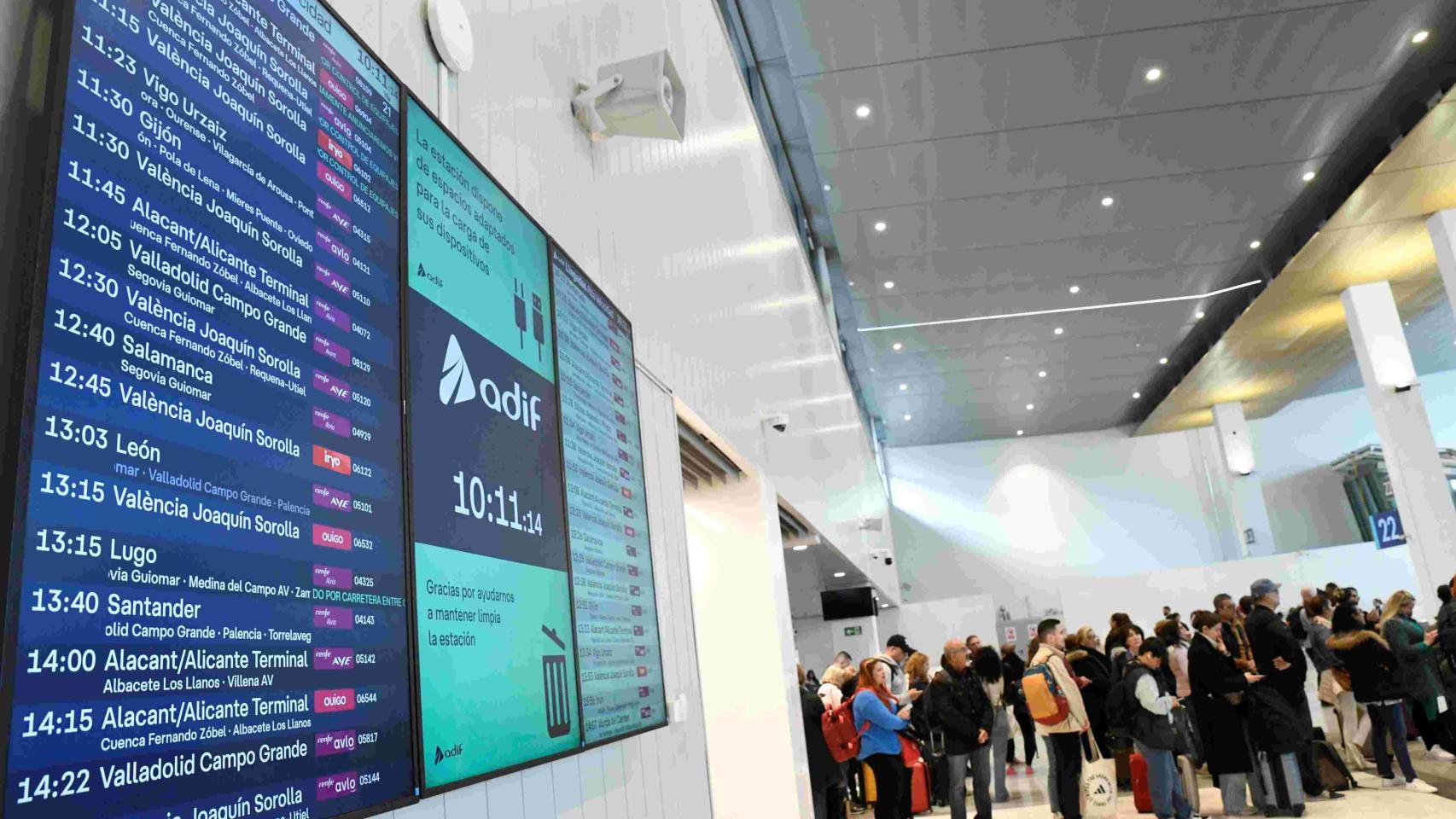 Adif se reunirá con los sindicatos convocantes de la huelga de siete días para empezar a dialogar