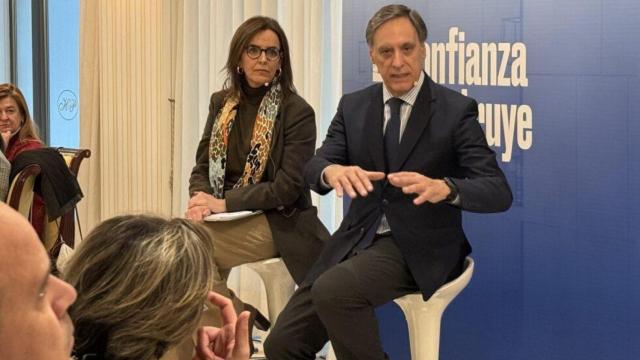 Fúnez, junto a García Carbayo, en Salamanca