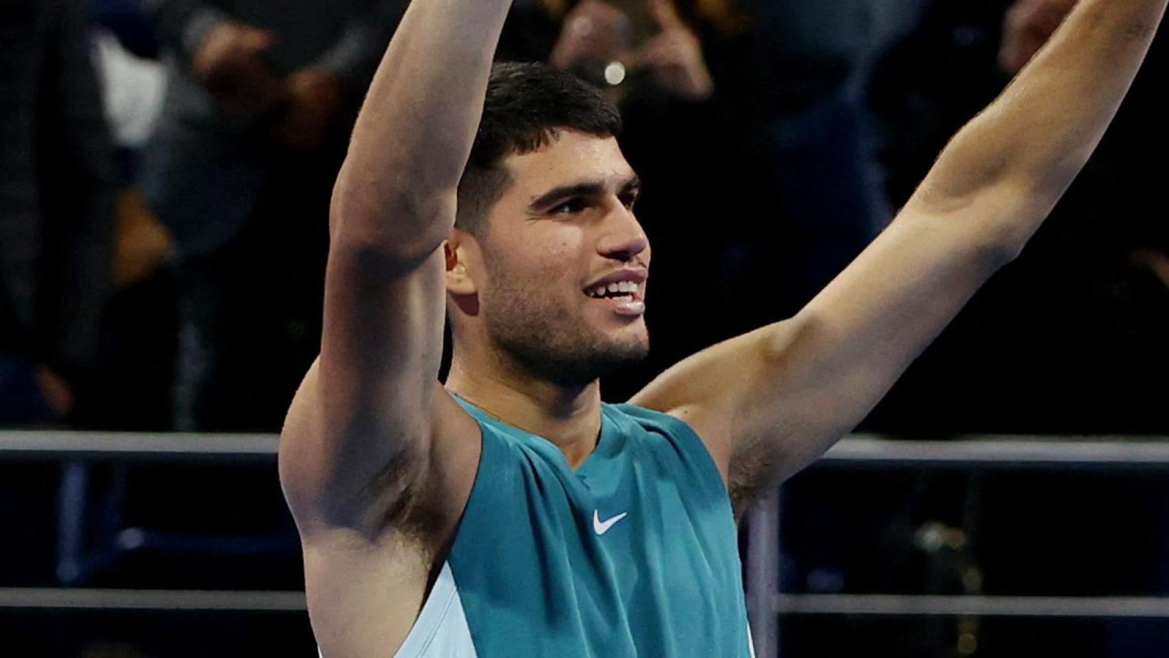 Carlos Alcaraz, celebrando una victoria en el torneo ATP 500 de Qatar