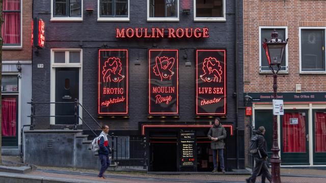 El barrio rojo de Ámsterdam es uno de los mayores focos de prostitución de Europa.