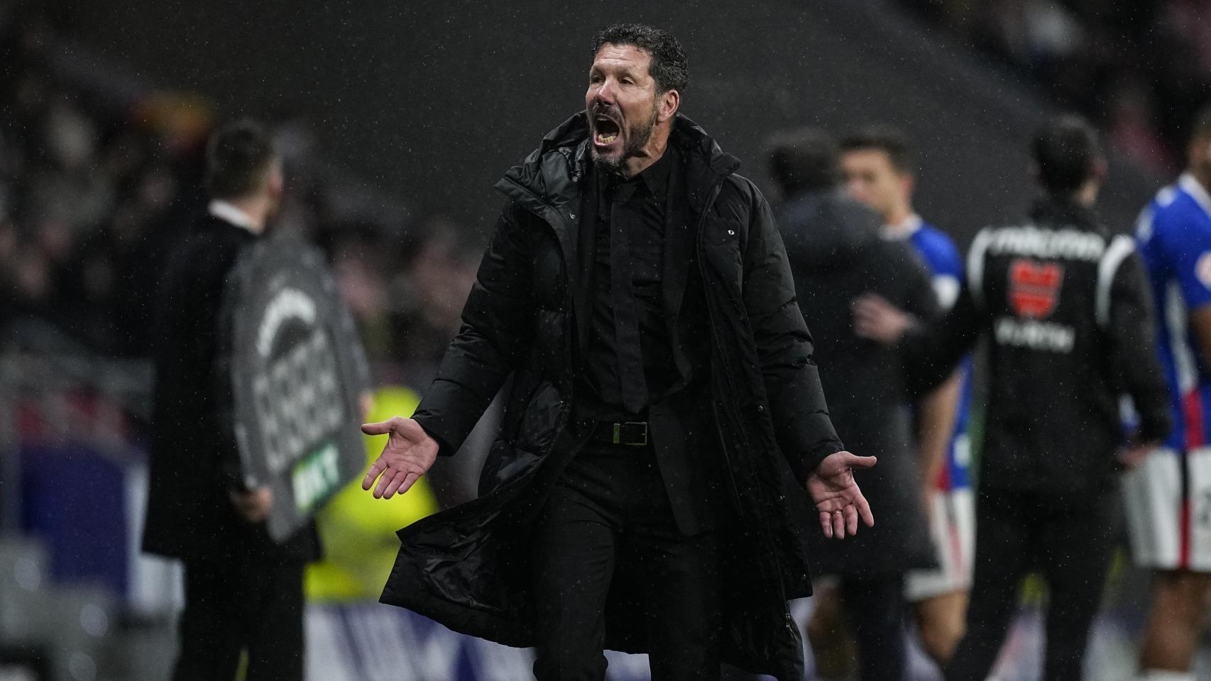 Diego Pablo Simeone durante un partido de La Liga