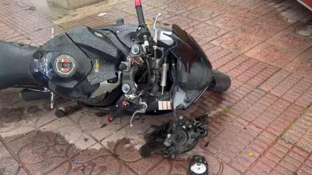 Estado de la moto tras el accidente.