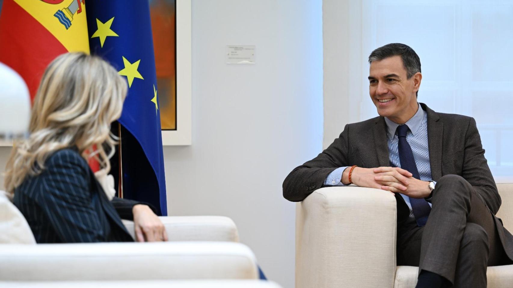 Pedro Sánchez y Yolanda Diaz, este martes en la Moncloa, en su reunión para debatir el aumento del gasto militar.