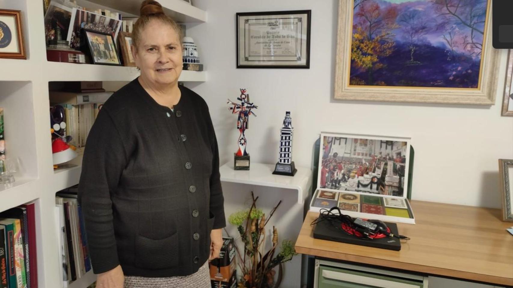 Rosa Otero, en la sede de la Asociación de Amas de Casa de A Coruña.