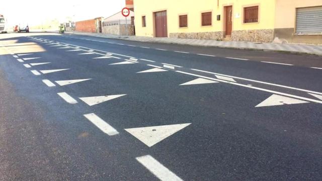 Nuevas marcas en la carretera.