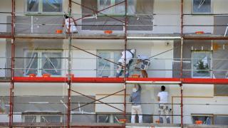 Bruselas lanza una consulta pública sobre dos futuras propuestas para descarbonizar en edificios e industrias