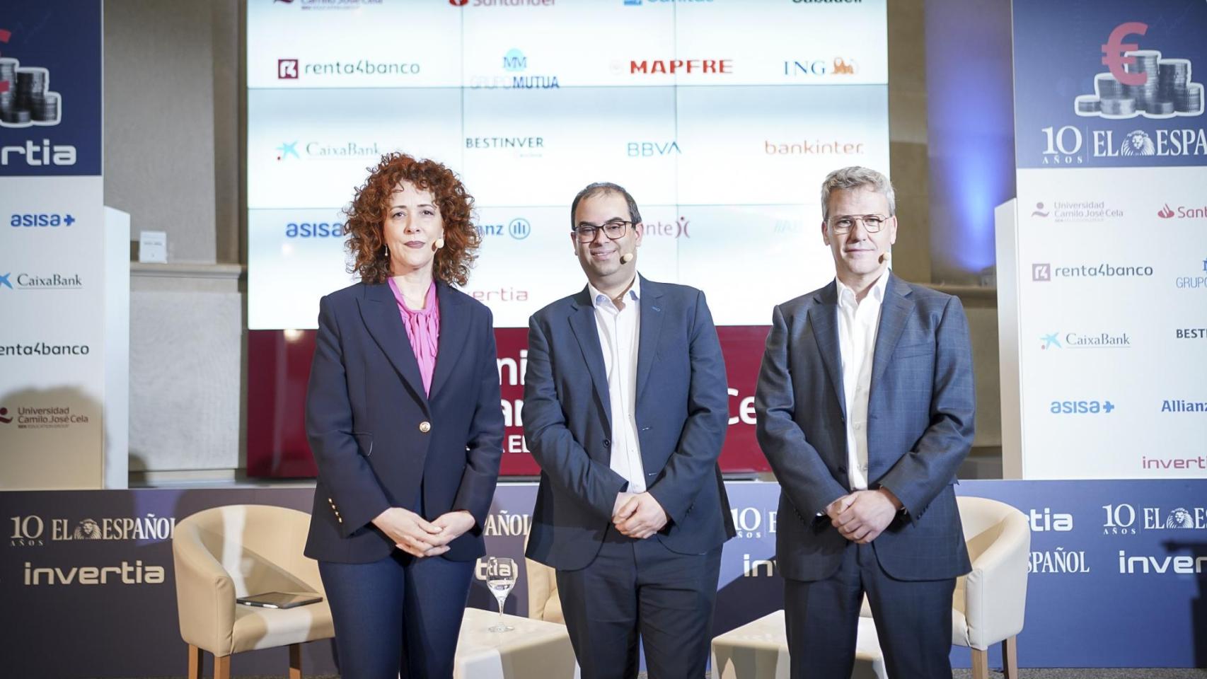 Beatriz Arias, directora de Transformación Digital de DigitalES   y Javier Zubieta, presidente de la Comisión de Ciberseguridad de Ametic