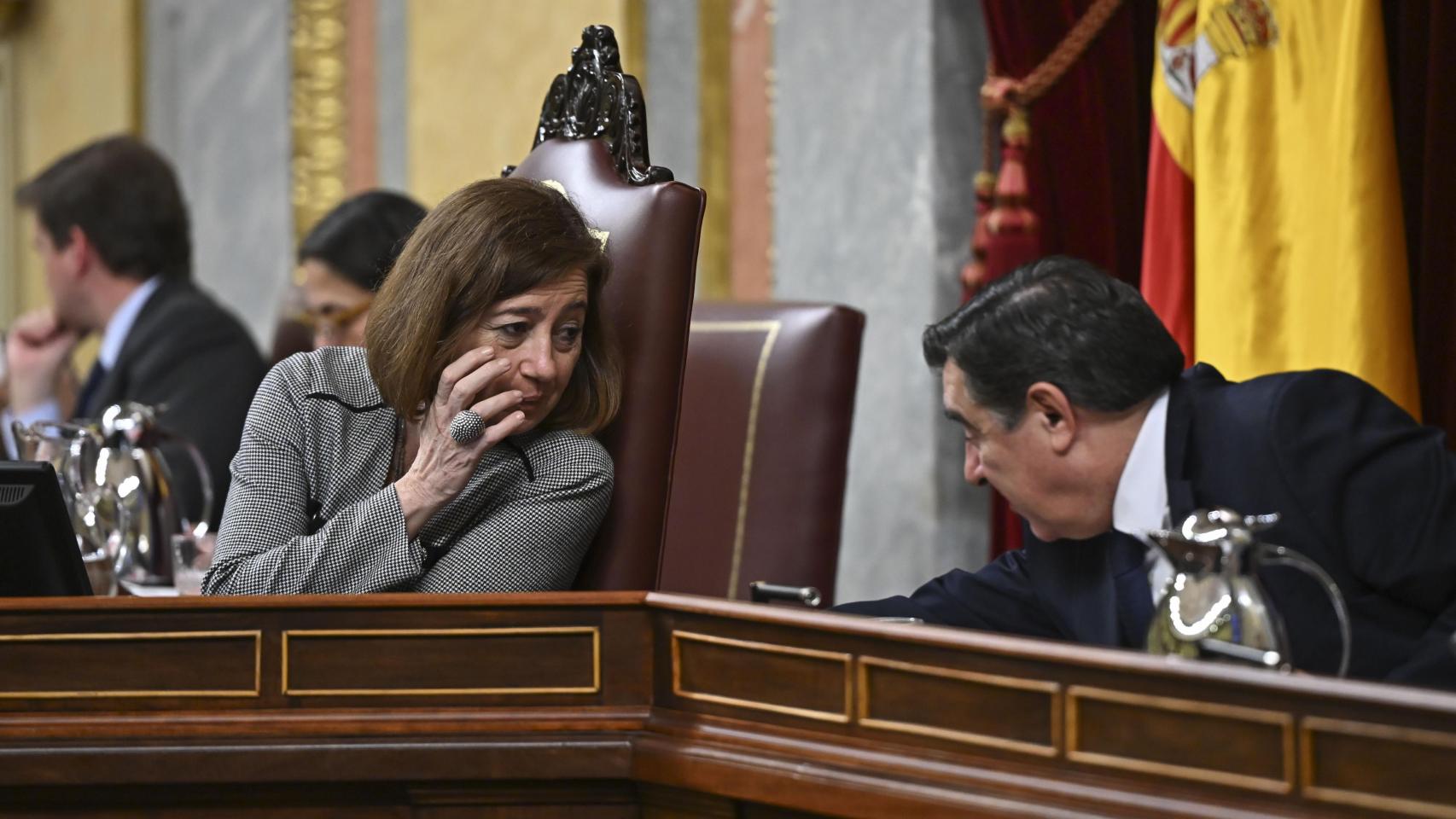 Francina Armengol (PSOE) atiene una indicación de José Antonio Bermúdez de Castro (PP), vicepresidente del Congreso.
