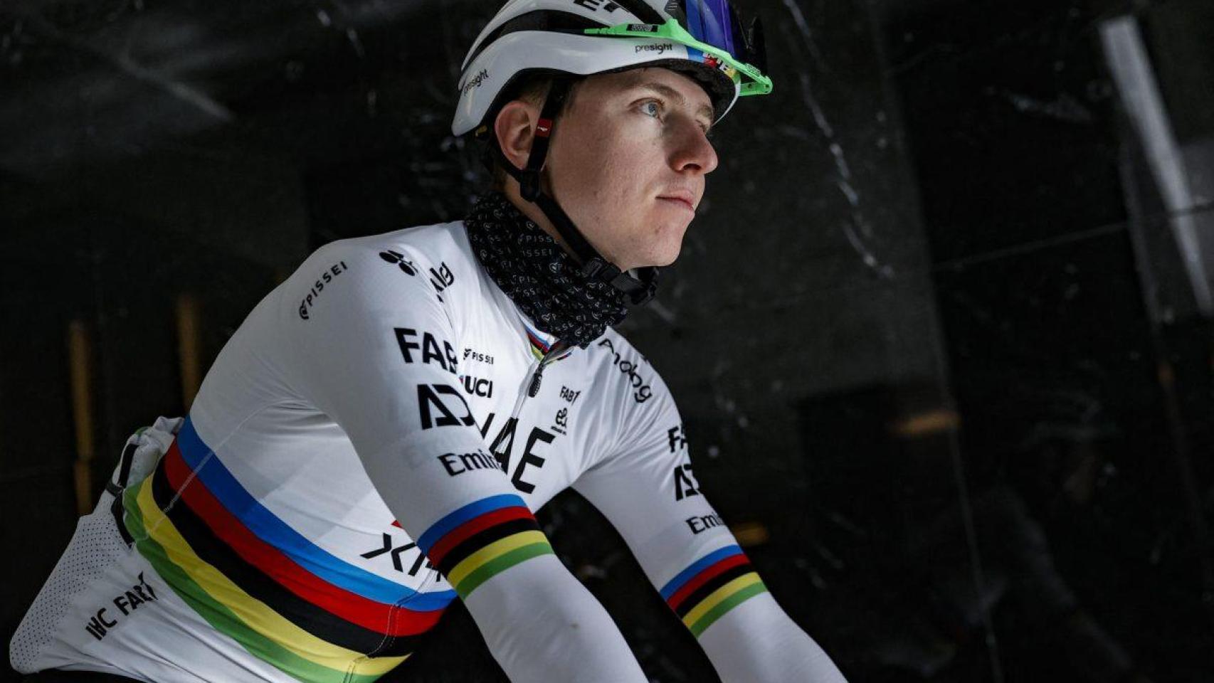 Tadej Pogacar, con el maillot arcoíris.