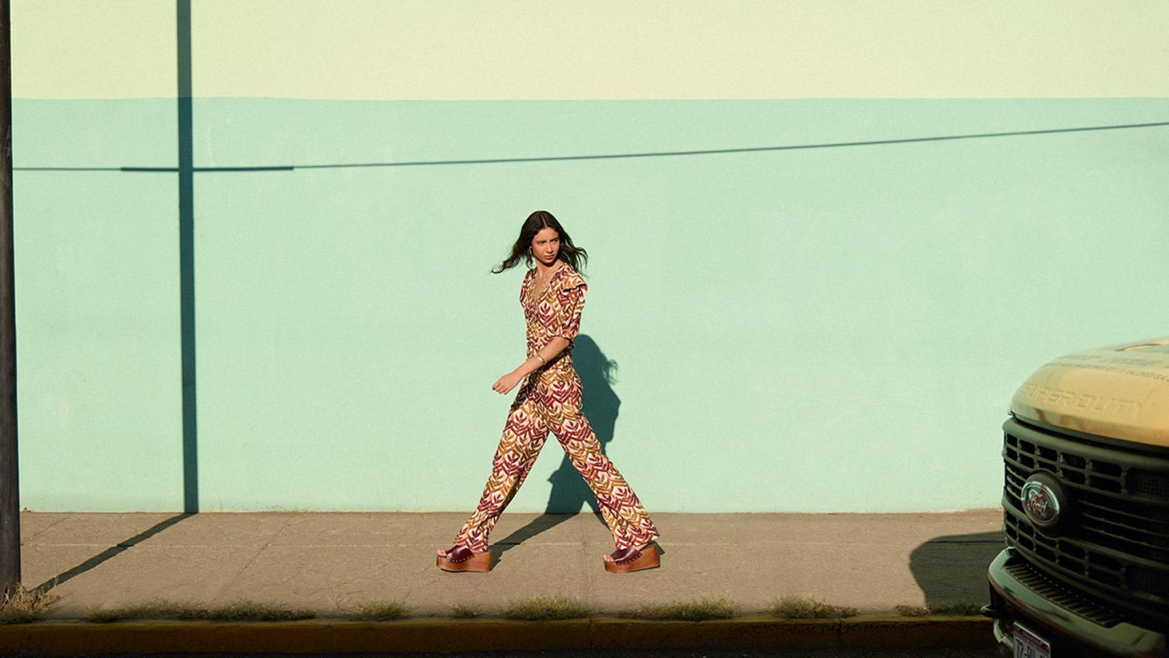 Hoss Intropia da voz a mujeres inspiradoras en el lanzamiento de su primer podcast.