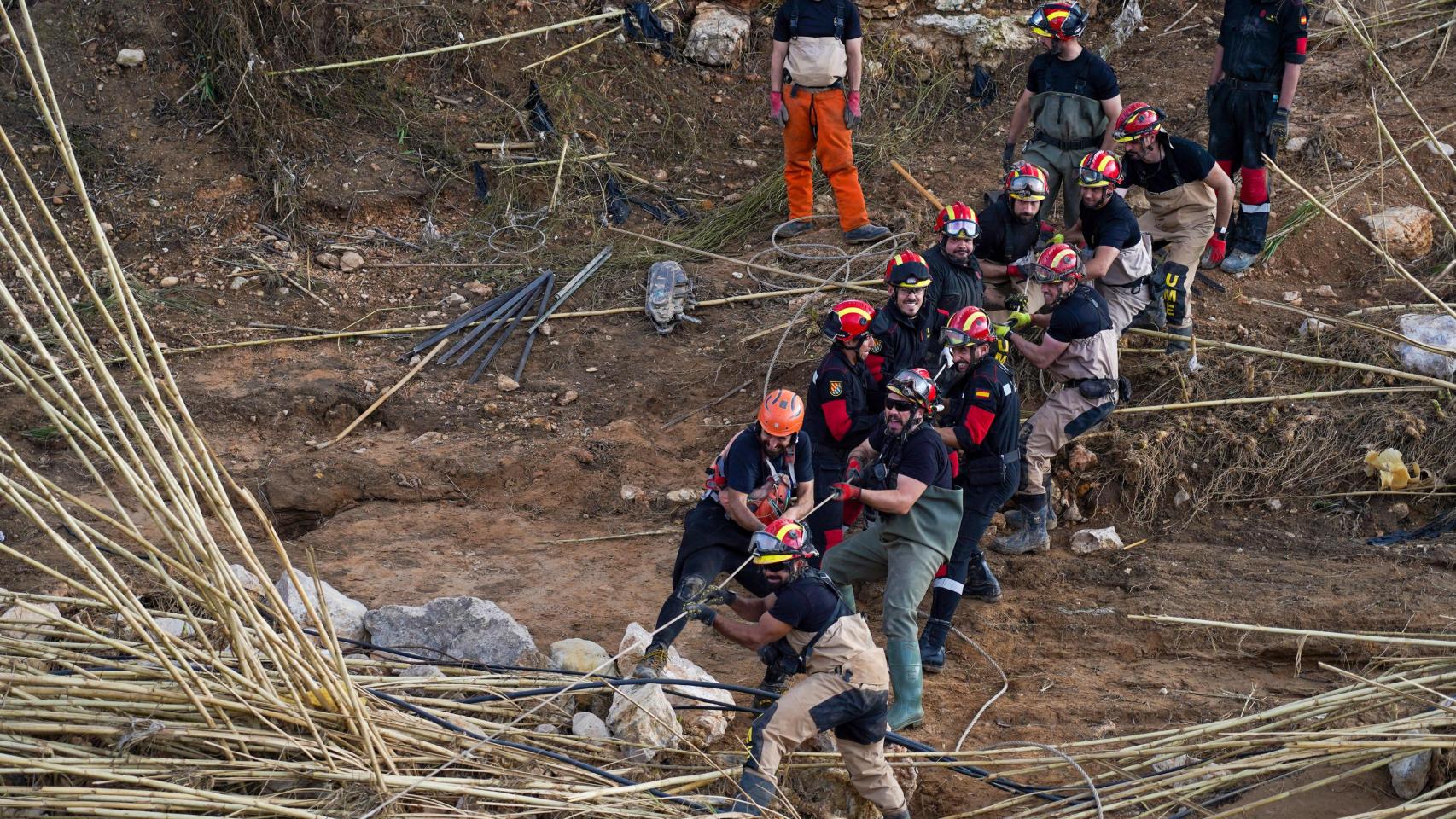 Efectivos de la UME trabajan en Cheste (Valencia) tras la dana, imagen de archivo. Eduardo Manzana / Europa Press