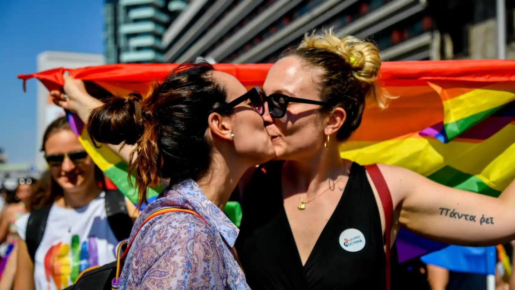 En solo cuatro años ha pasado de declararse bisexual el 13,2% de las personas entre 18 y 24 al 24,1%.