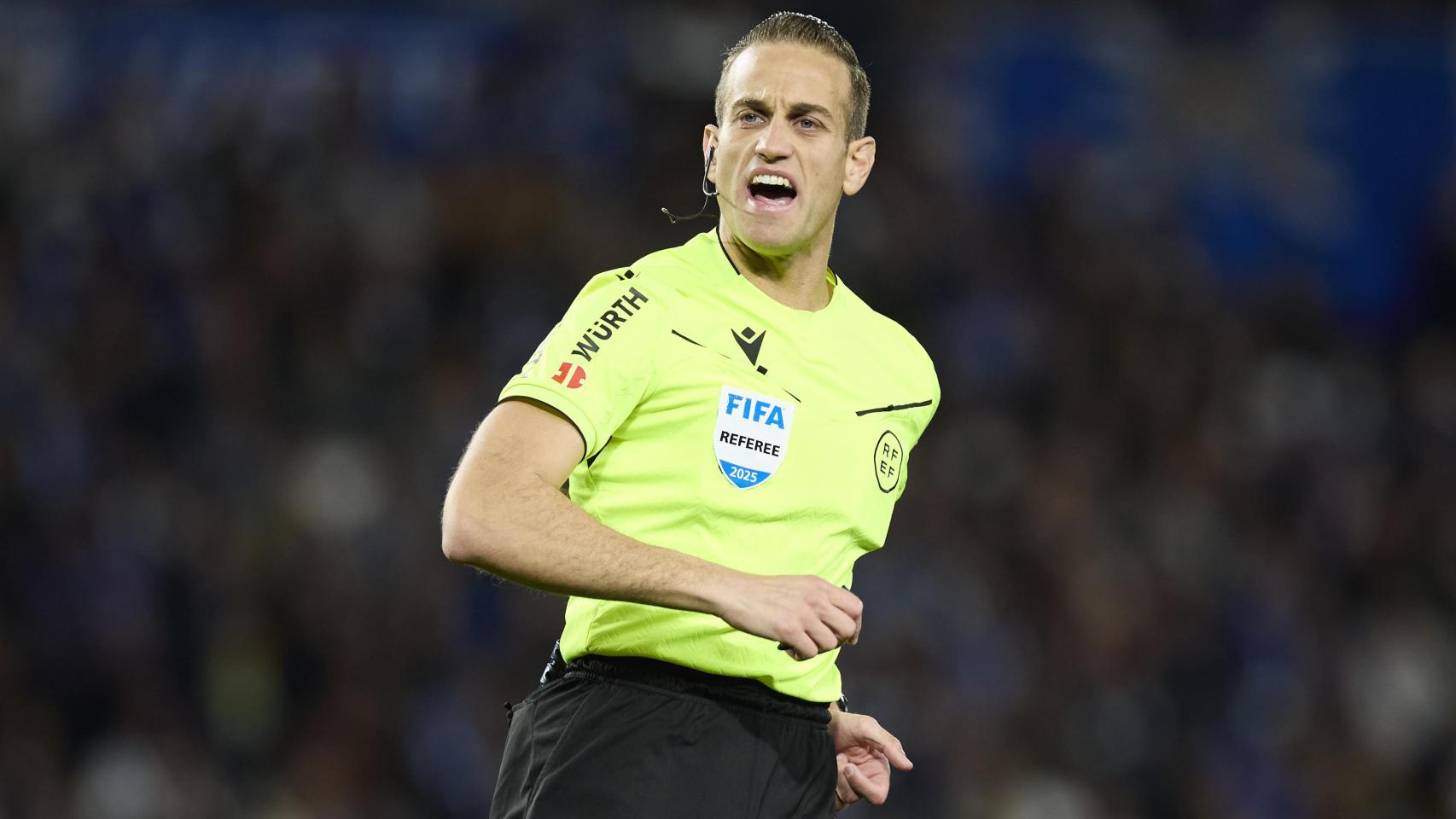 Alberola Rojas durante un partido de LaLiga.