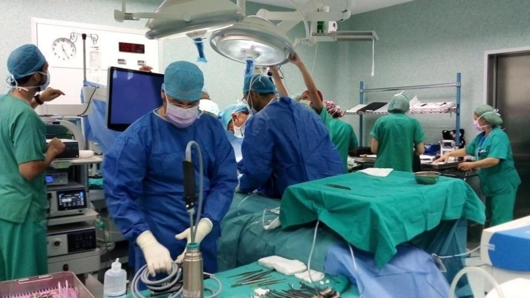 Un quirófano del Hospital Universitario Miguel Servet de Zaragoza.