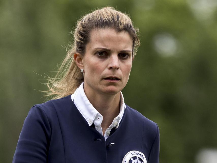 Athina Onassis ha reaparecido en París tres años después de aparecer en un acto público.