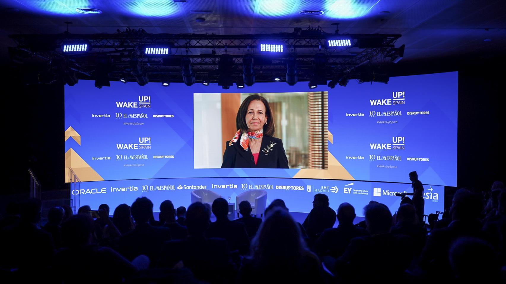 Ana Botín, presidenta de Santander, durante su intervención en vídeo en Wake Up, Spain!