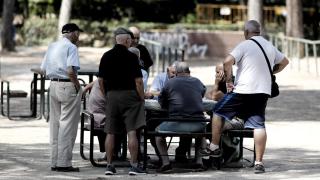 Los jubilados de Castilla y León ya cobran 200 euros más al mes que los jóvenes trabajadores: "Es insostenible"