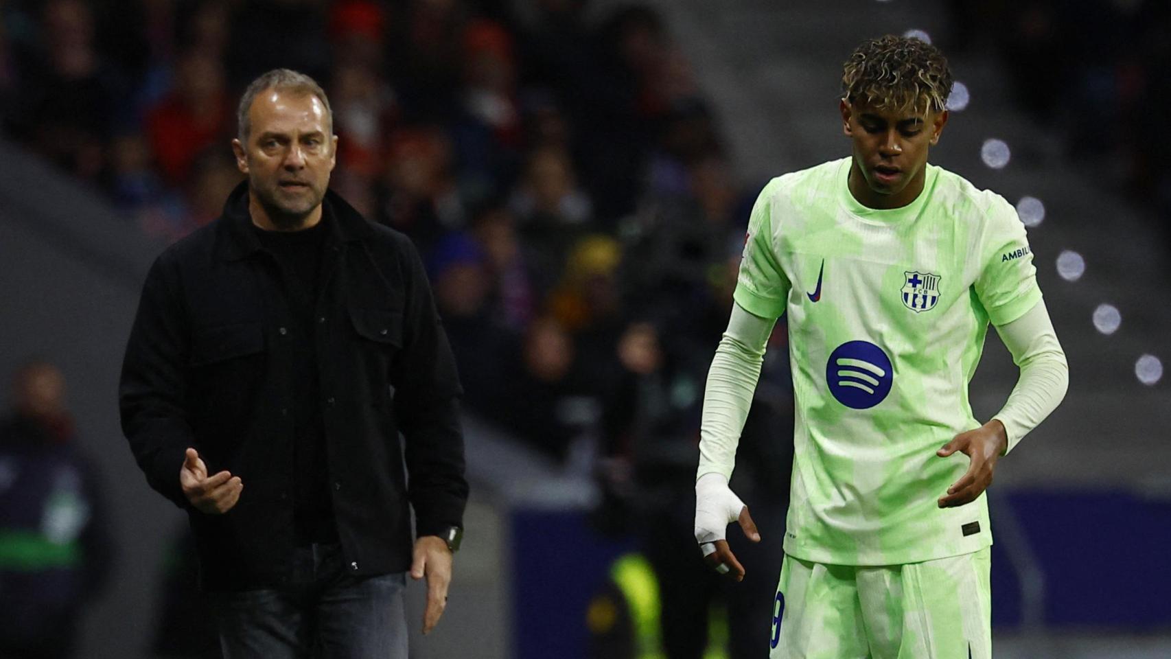 Hansi Flick con Lamine Yamal