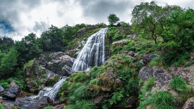 Fervenza de Belelle en Neda (A Coruña)