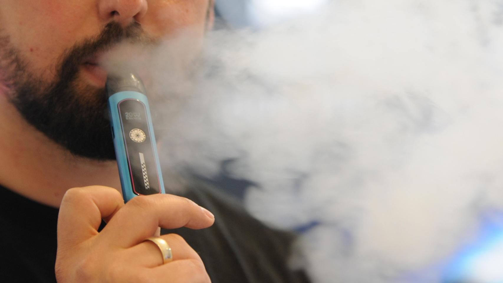 Cigarrillo electrónico.