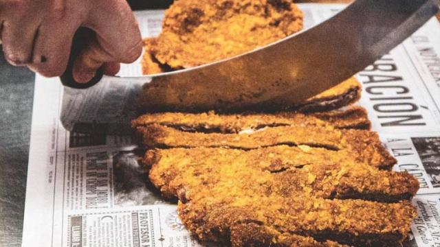 El segundo mejor cachopo del mundo se come en Zaragoza.