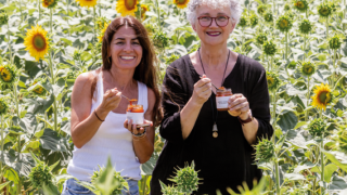 Teresa Millàs y Maria Regás, las manos expertas tras el Museu de la Confitura.