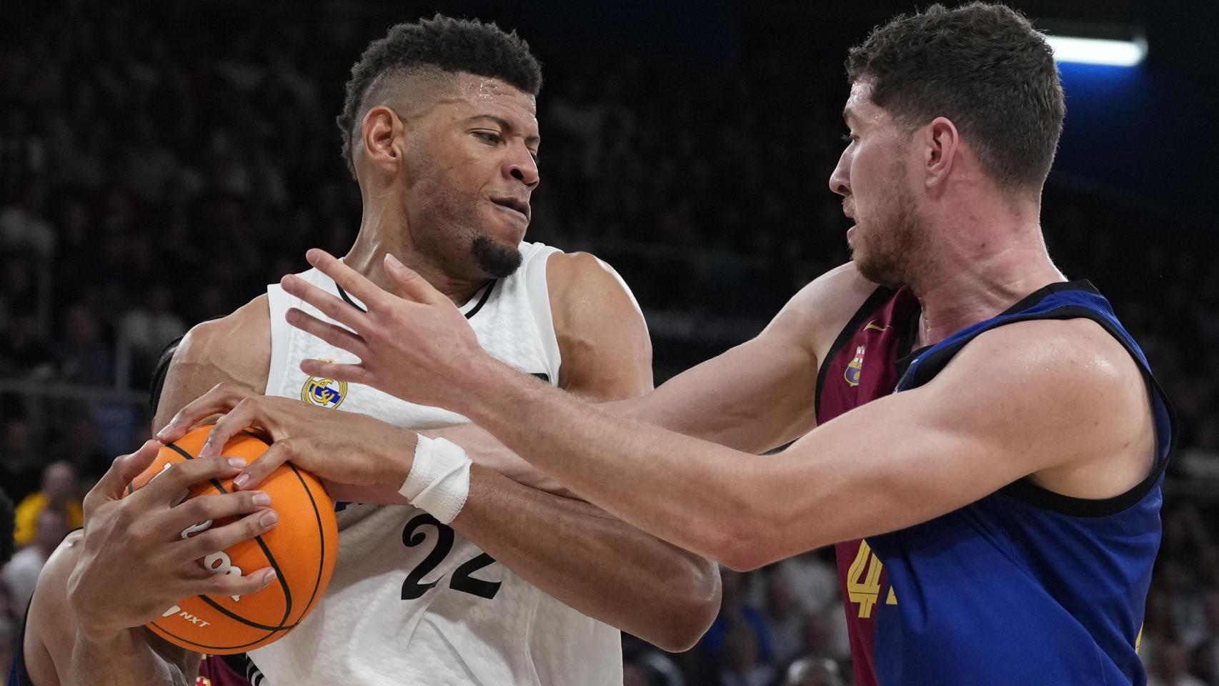 Joel Parra defiende a Edy Tavares