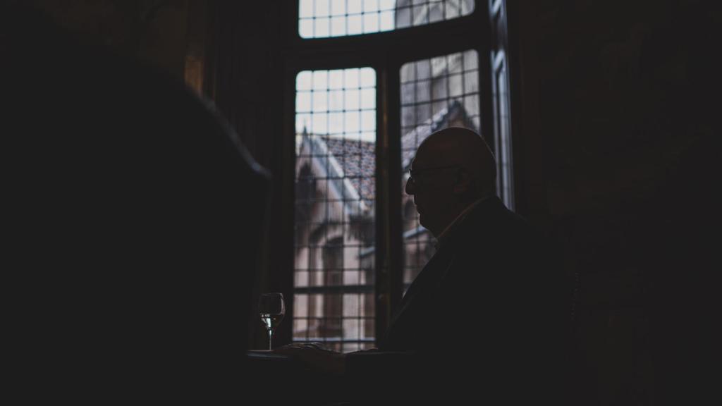 Sir Richard Dearlove, exjefe de los espías británicos,  la pasada semana en la Casa de América, durante una entrevista con EL ESPAÑOL.