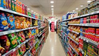 Productos de EEUU en los lineales de un supermercado en España.