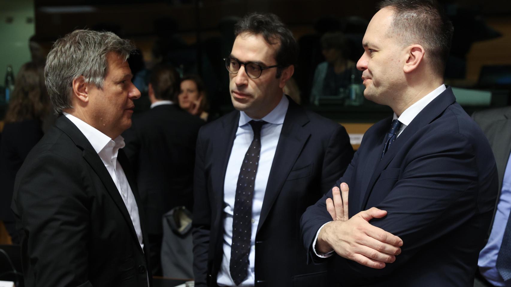 El ministro de Economía, Carlos Cuerpo, durante una reunión en Bruselas