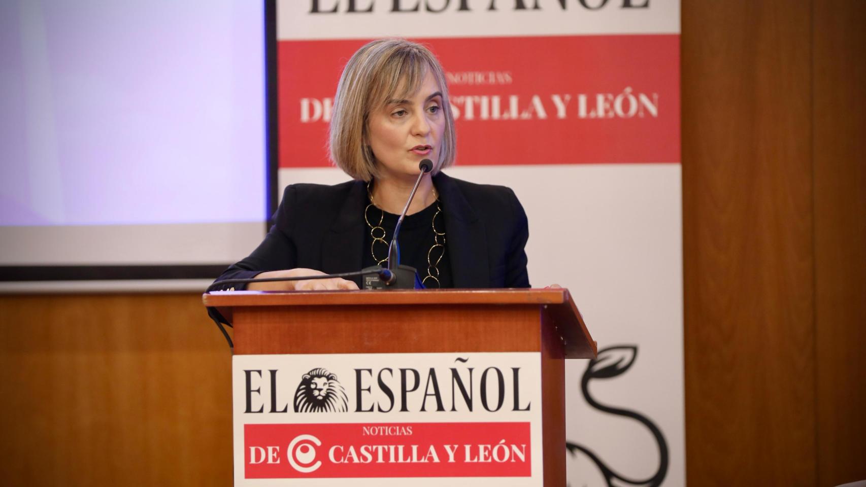 La directora de EL ESPAÑOL Noticias de Castilla y León, Silvia García, en el III Foro de Energía: la energía limpia, el modelo de éxito y sostenibilidad de Castilla y León