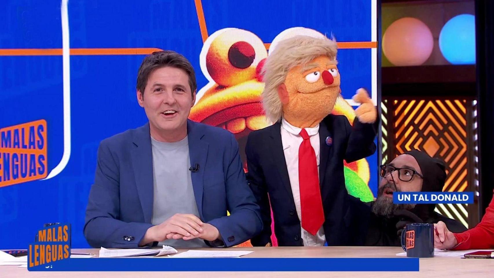 Jesús Cintora y el 'teletrapo' de Donald Trump en 'Malas lenguas'.