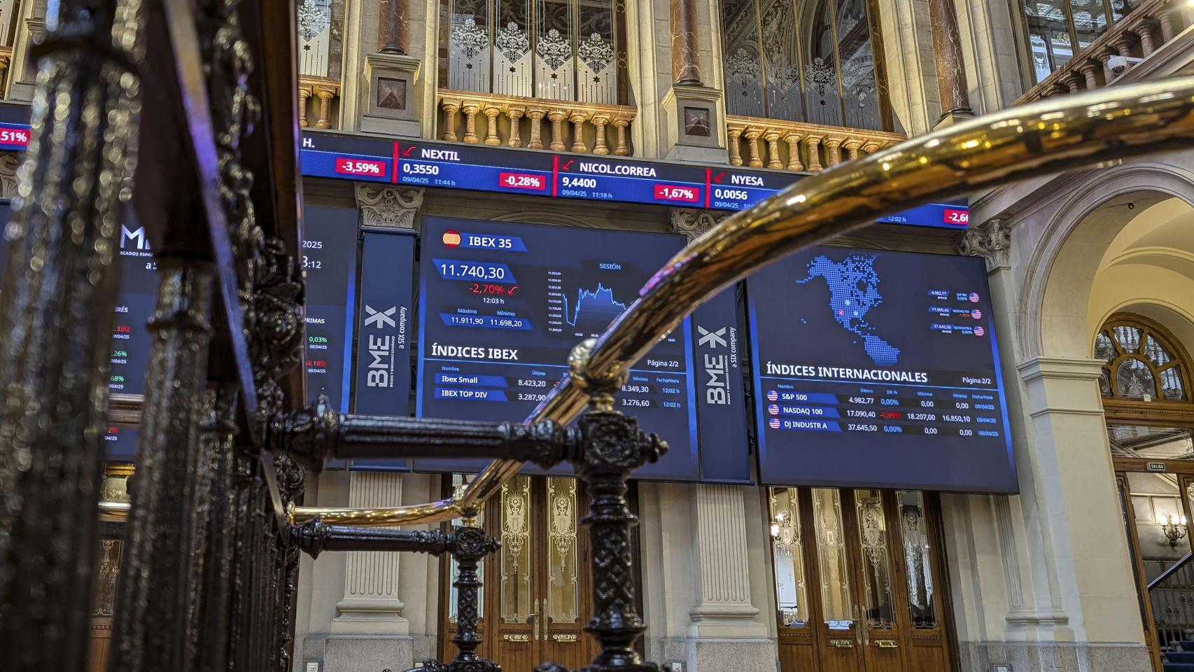 Interior del Palacio de la Bolsa de Madrid.