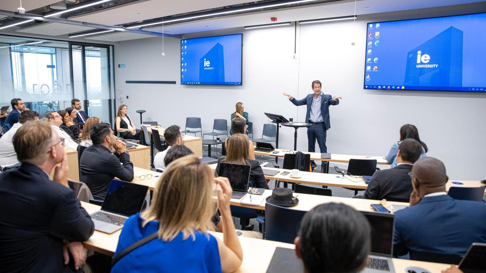 Interior de una clase.