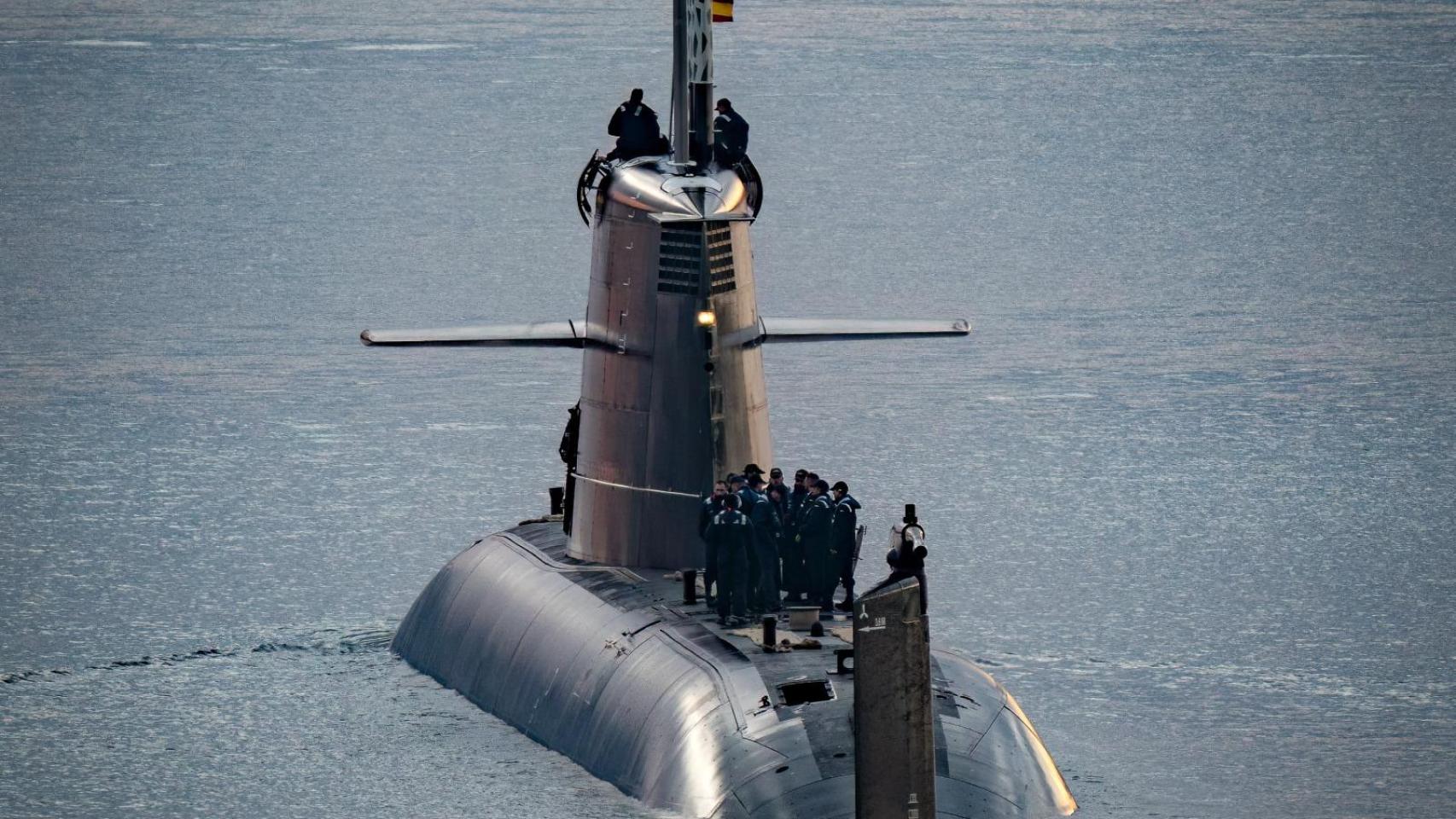 El s-81 Isaac Peral, en plena maniobra OTAN en los últimos días en la Bahía de Cádiz.