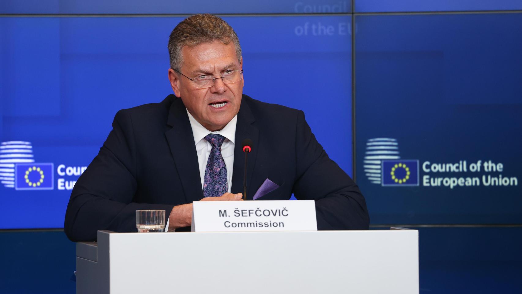 El comisario de Comercio, Maros Sefcovic, durante una rueda de prensa