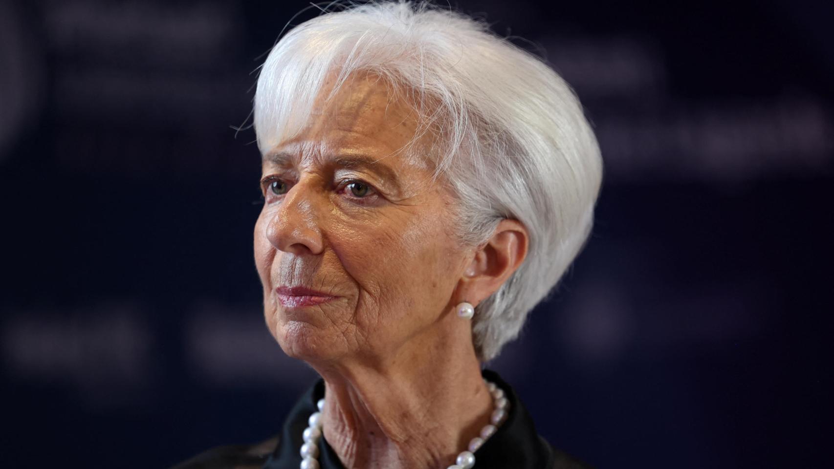 La presidenta del BCE, Christine Lagarde, recibe un reconocimiento especial en el Sutherland Leadership Award en Dublín.