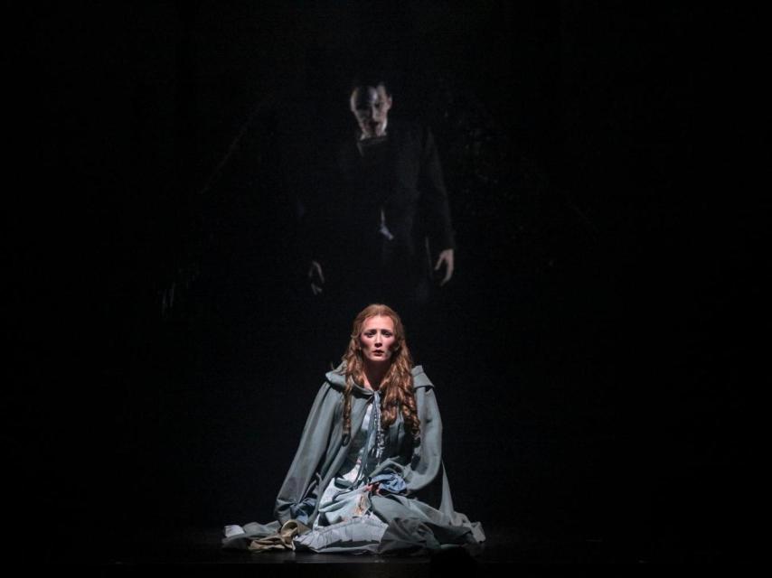 La romance entre El Fantasma y Christine es uno de los más icónicos de la historia del teatro