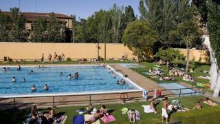 Las piscinas de Zaragoza cierran un verano de récord: es la mejor cifra de baños en más de una década