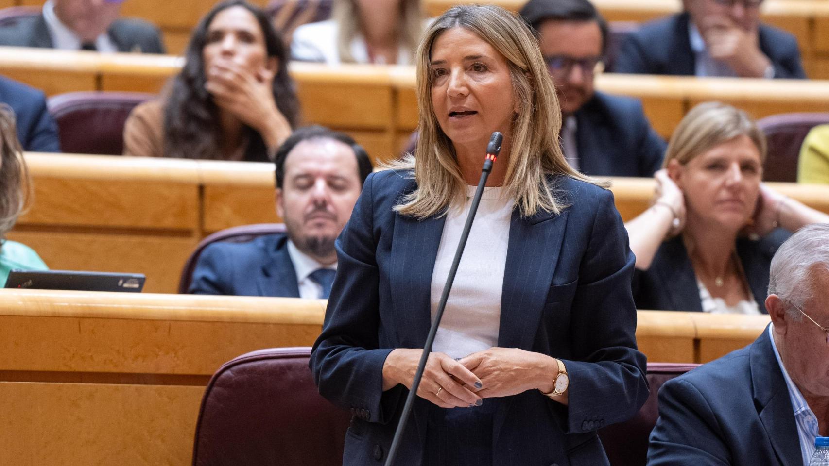 La portavoz del PP en el Senado, Alicia García, durante un debate parlamentario.