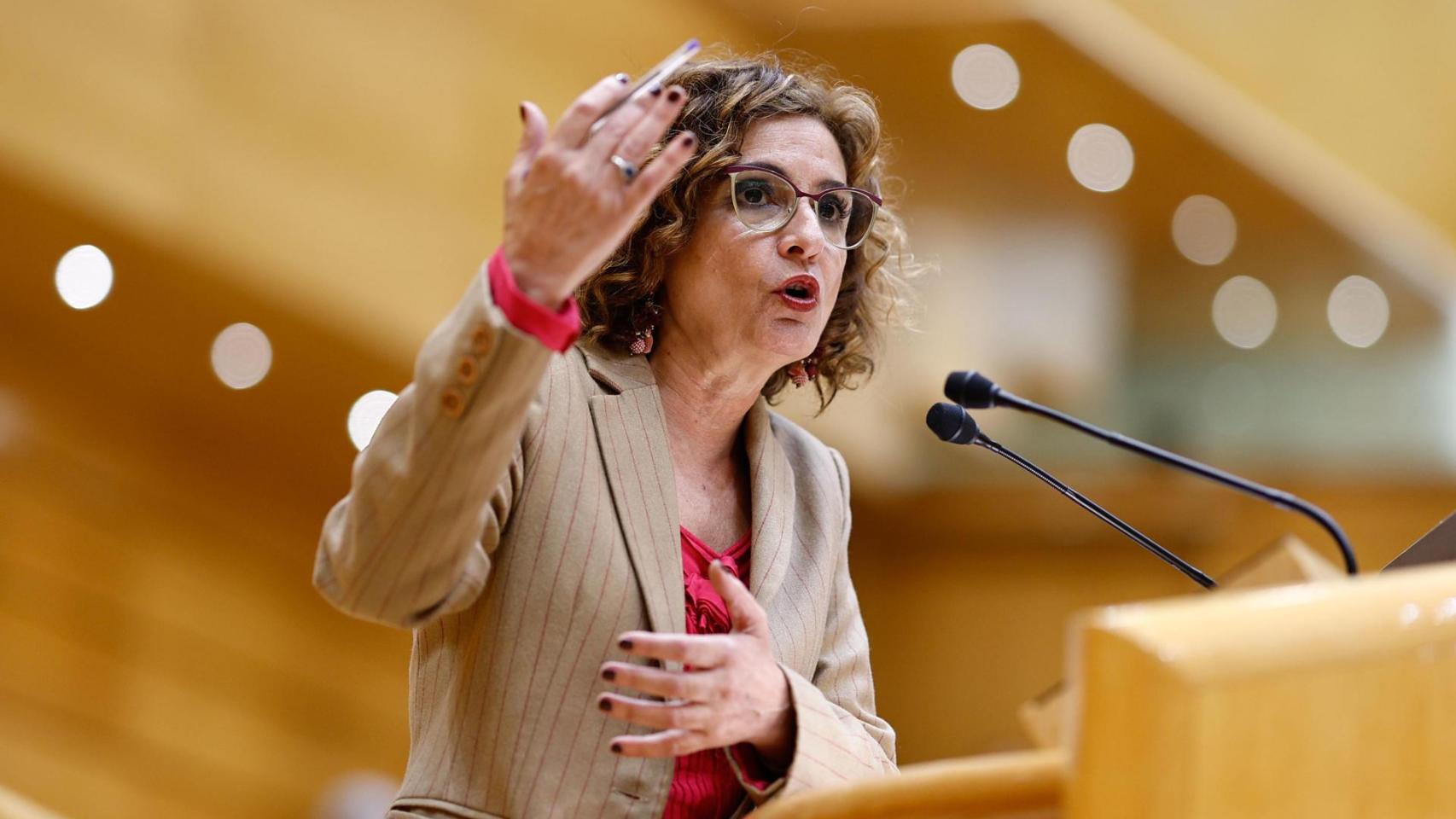 La vicepresidenta primera del Gobierno, María Jesús Montero, este martes en el Senado.